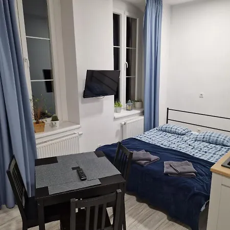 11b Centrum Polwiejska * Poznaň